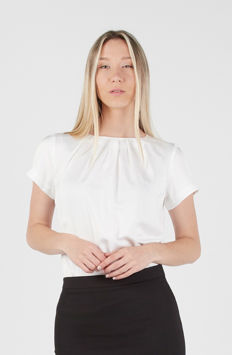 Blouse habillée de gouvernante