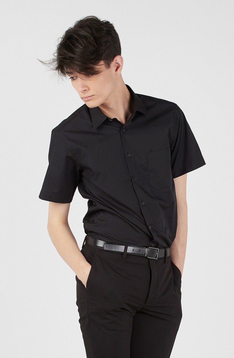 Chemisette professionnelle d'hôtellerie noire