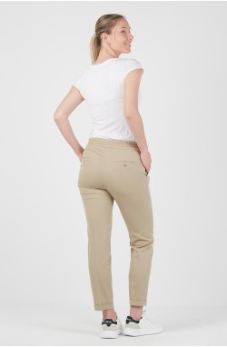 Pantalon de serveuse beige
