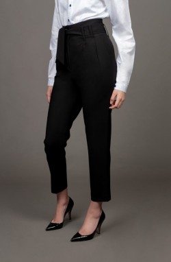 Pantalon de tailleur noir coupe carotte noir laine polyester élasthanne